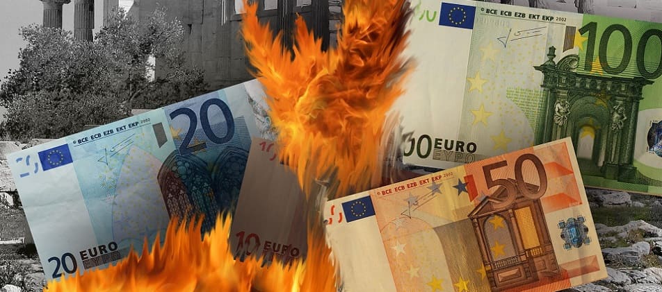 Geld verbrennt überschuldung Regelinsolvenz Berlin
