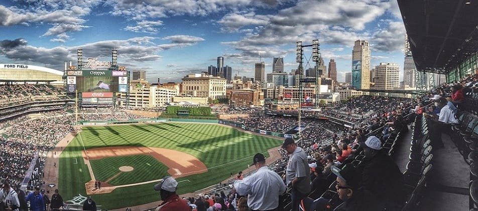 Baseball Stadion endlich wieder Freizeit durch Entschuldung Schuldnerberatung Schipkau