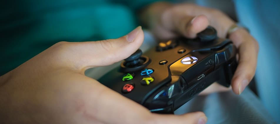 Mit Konsole Spielen helfen bei der Schuldenbereinigung Schuldnerberatung Hohen Neuendorf